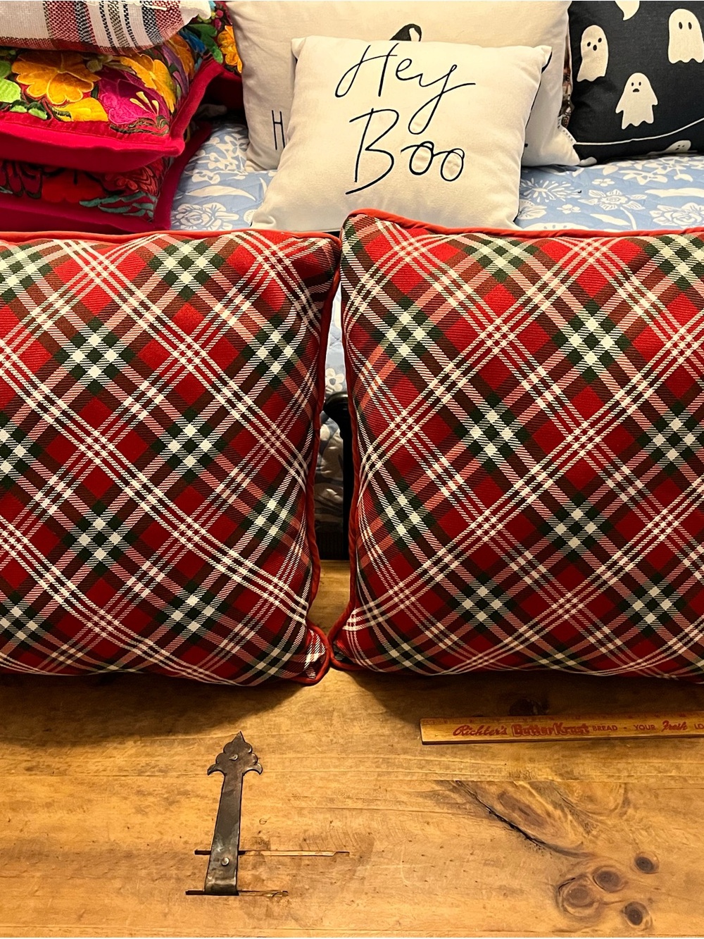 Plaid Red Holiday Throw Pillow Set